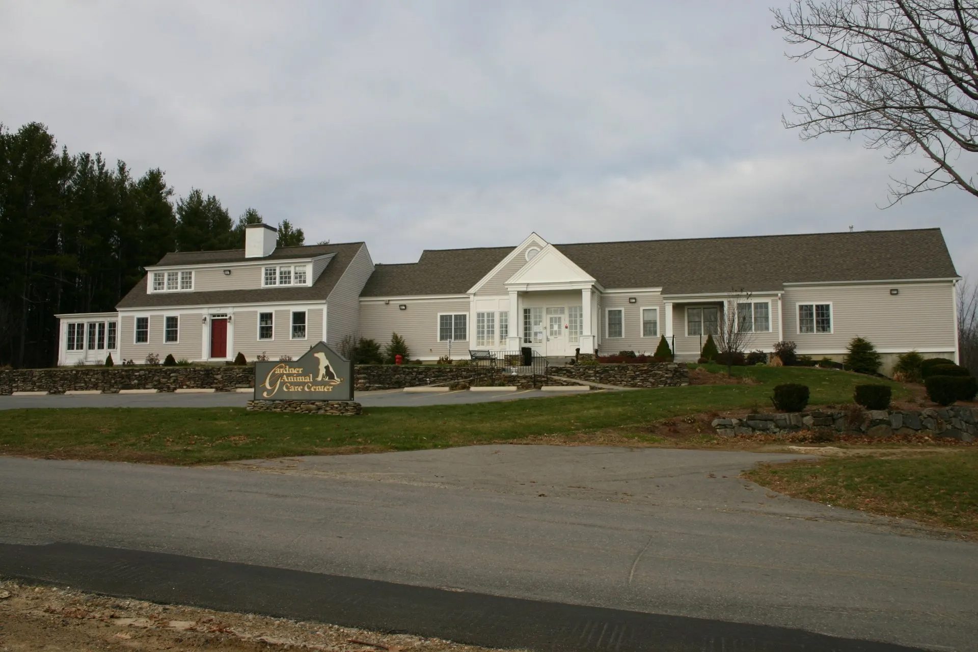 Gardner Animal Care Center Vet Clinic